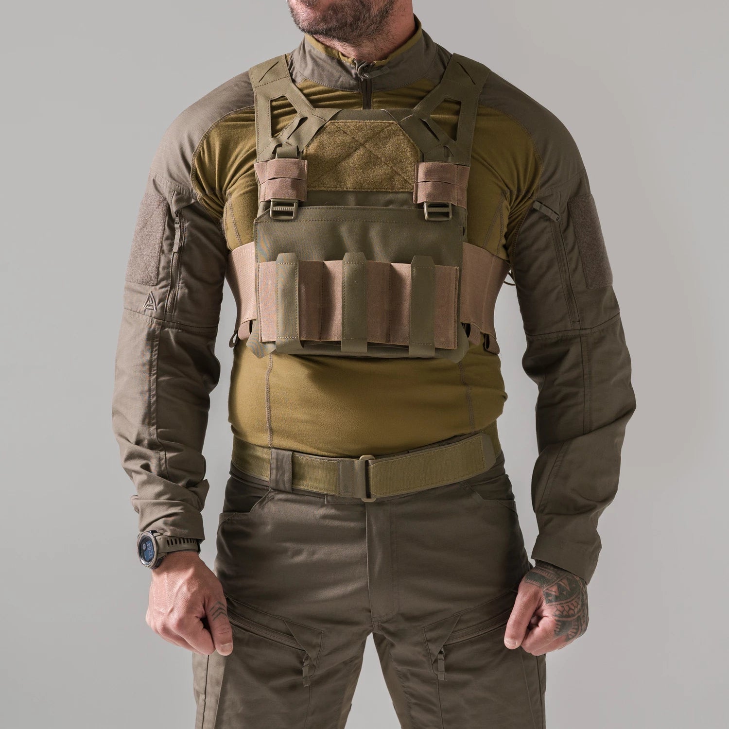 Hellcat Low Vis Plate Carrier Adaptive Green - Front