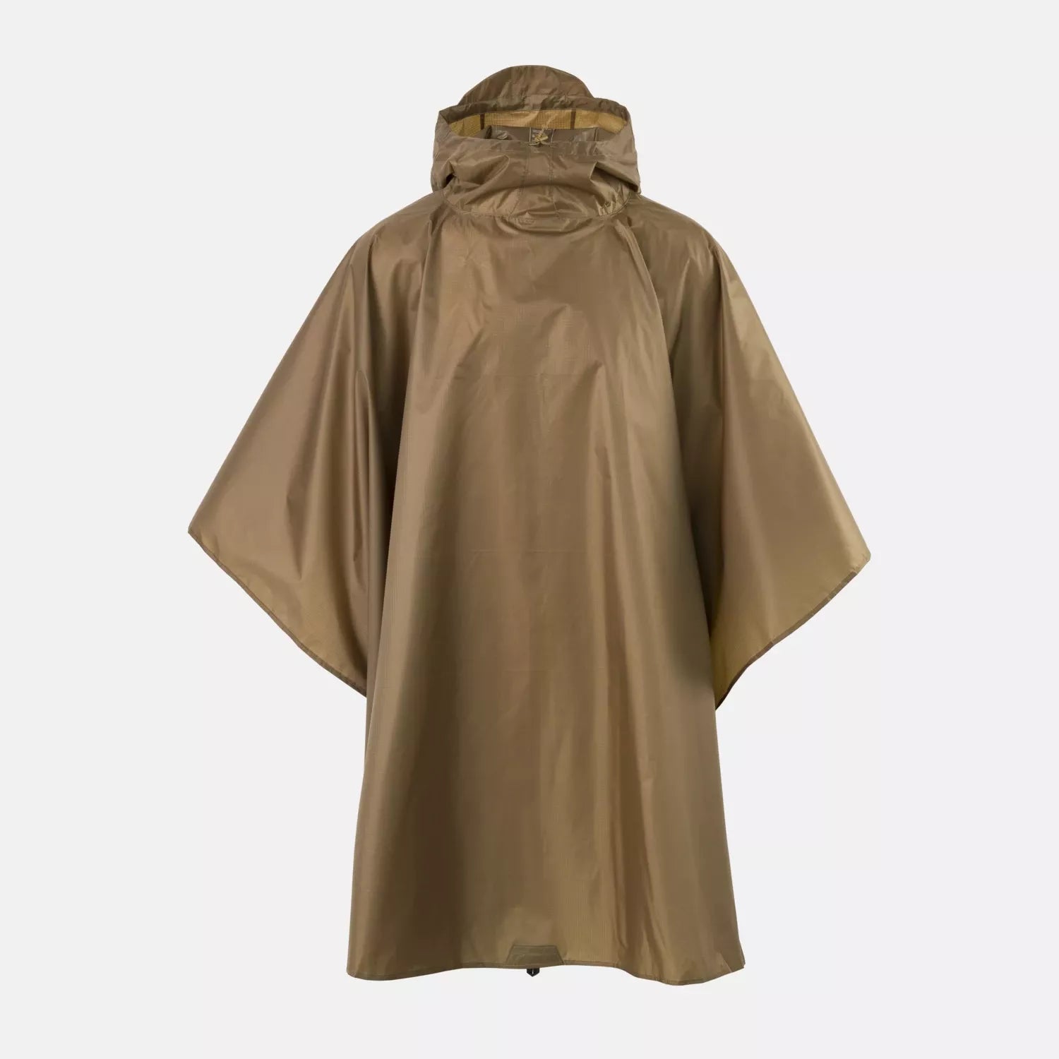 Lightweight Poncho Coyote Frontansicht