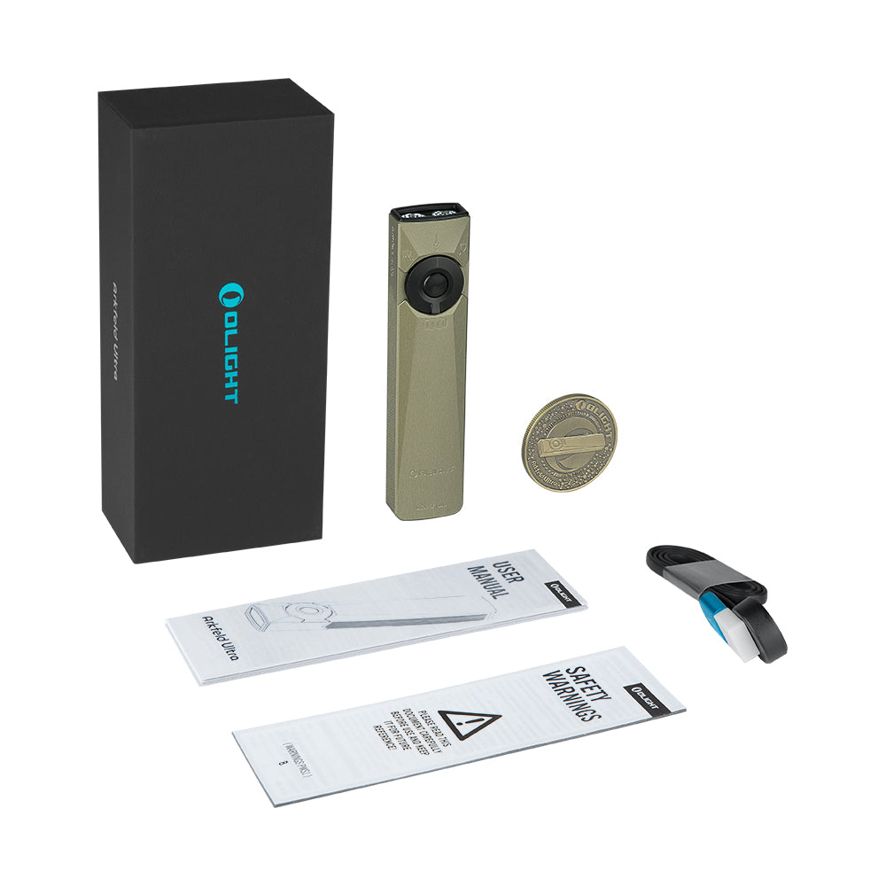 Olight Arkfeld Ultra Lieferumfang mit magnetischem Ladekabel